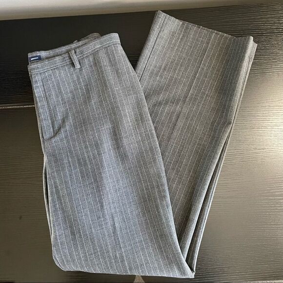 Gap Stretch Wool Blend Gray and White Pinstripe Trouser Pant, 10 Regular - Picture 1 of 14